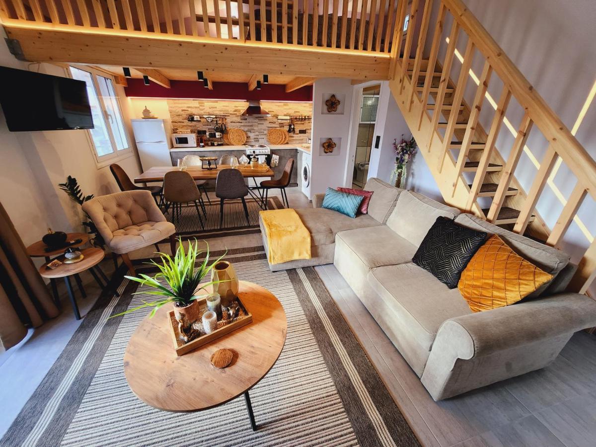 Luxury Loft Apartment Yiota Πάτρα Εξωτερικό φωτογραφία