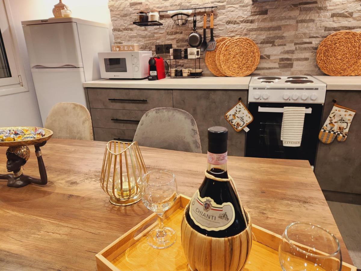 Luxury Loft Apartment Yiota Πάτρα Εξωτερικό φωτογραφία